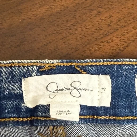 Jessica Simpson High Rise Wide Leg Crop Jeans Light Wash Size 24 - Picture 4 of 8